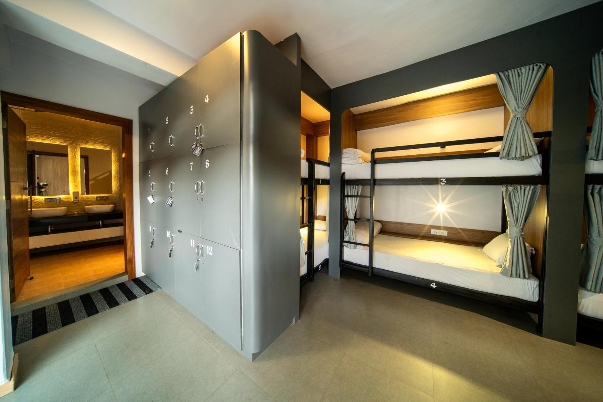Pokhara Backpackers Hostel المظهر الخارجي الصورة