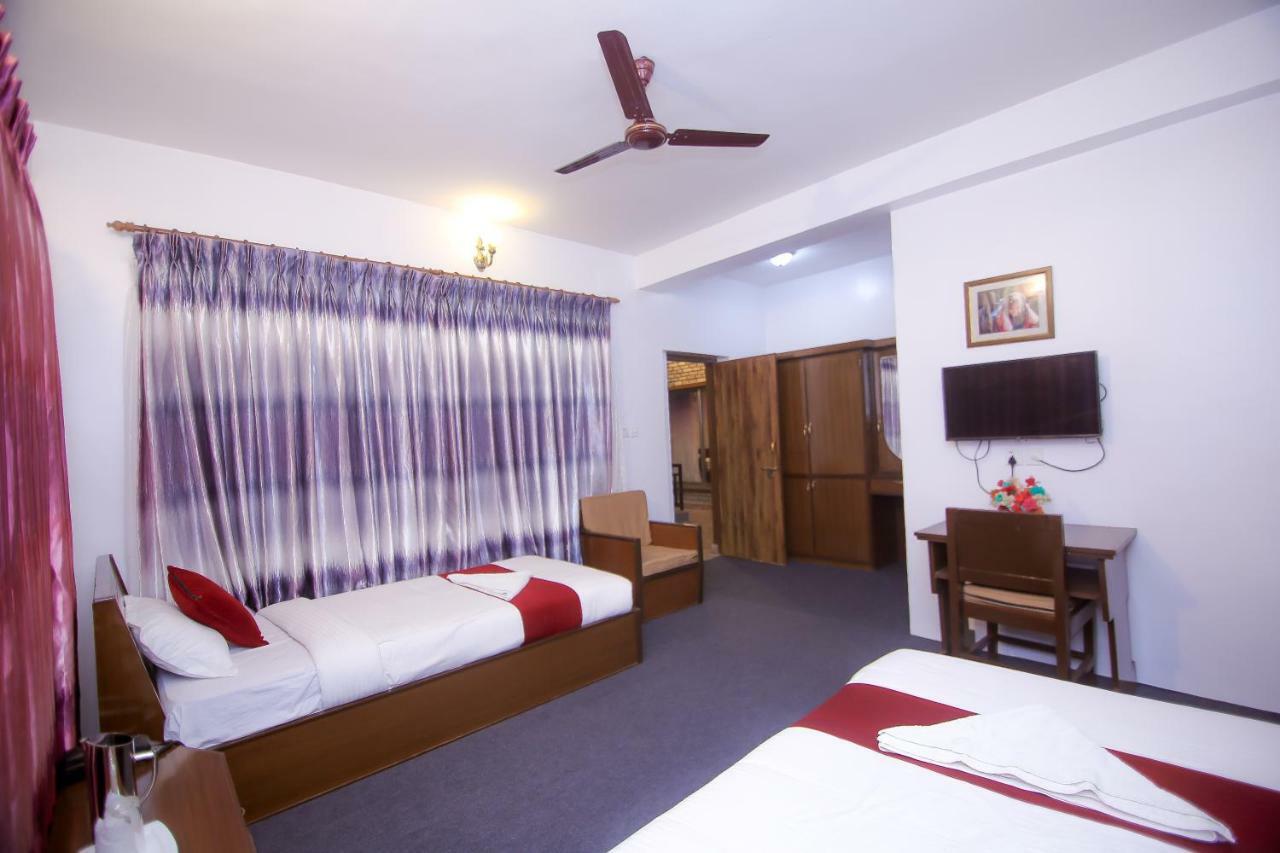 Pokhara Backpackers Hostel المظهر الخارجي الصورة